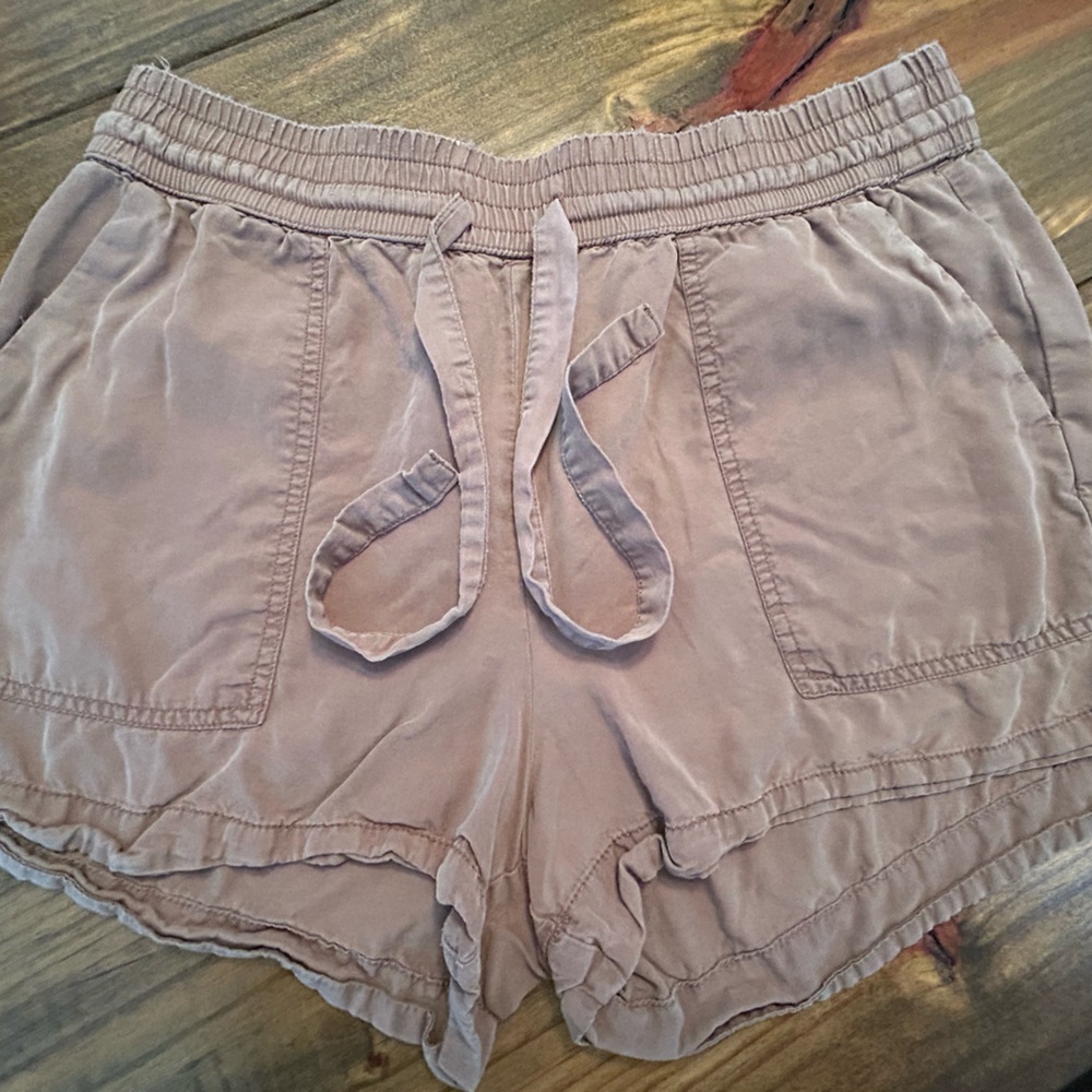 ✨Stylish Women's Tan Cargo Shorts